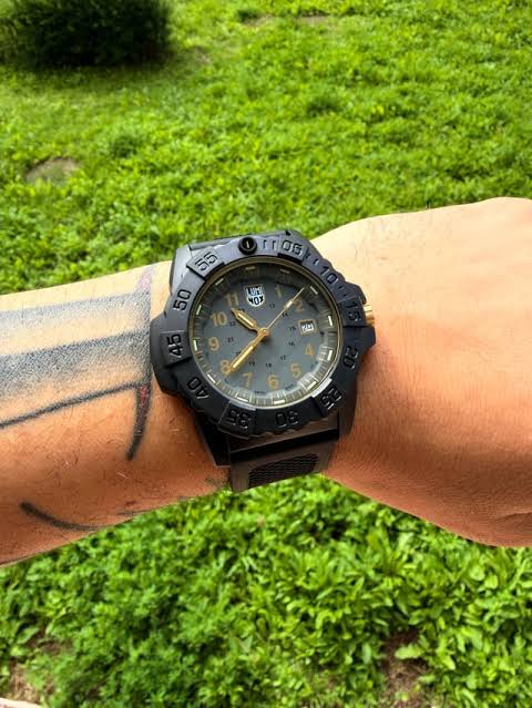 watch381 : XS.3508.GOLD Luminox Mens Watch 45mm