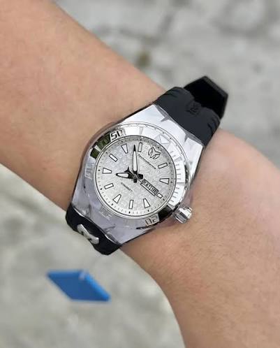 watch372 : TM-122016Technomarine Womens Watch 36.5mm