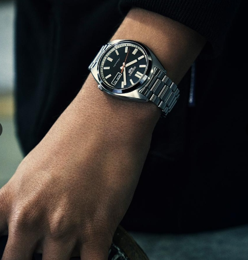 seiko123: Seiko5 Automatic Sports NXS series Mens Watch 37.4mm