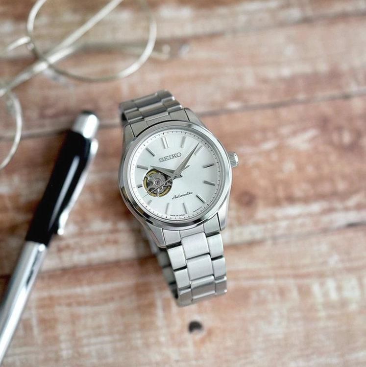 seiko93: Seiko Automatic Selection Mechanical HFB001J Mens Watch 40.0mm
