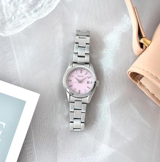 seiko81: Seiko Selection Quartz HFH002P Womens Watch 27.9mm